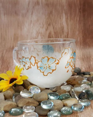 Tasse en verre "Chic blanc et bleu avec bordures dorées"